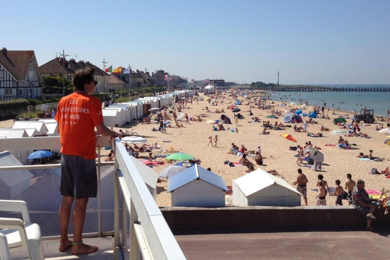 Appartement La tête dans les nuages, les pieds dans l'eau à Courseulles-sur-Mer Extérieur photo